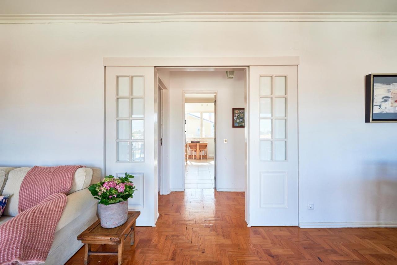 Bright Apartment With Garden In Cascais Exterior foto